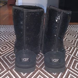 Black sequin uggs